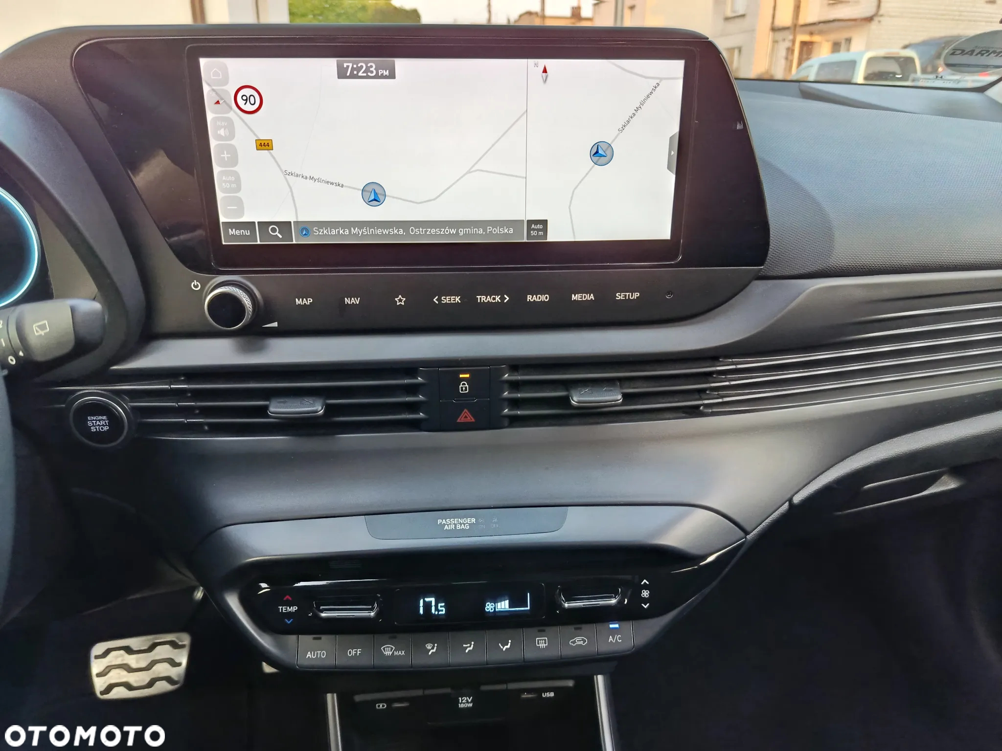 Hyundai Bayon 1.0 T-GDI Executive DCT - 10