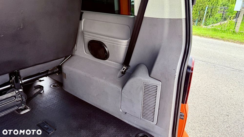Volkswagen Transporter - 33
