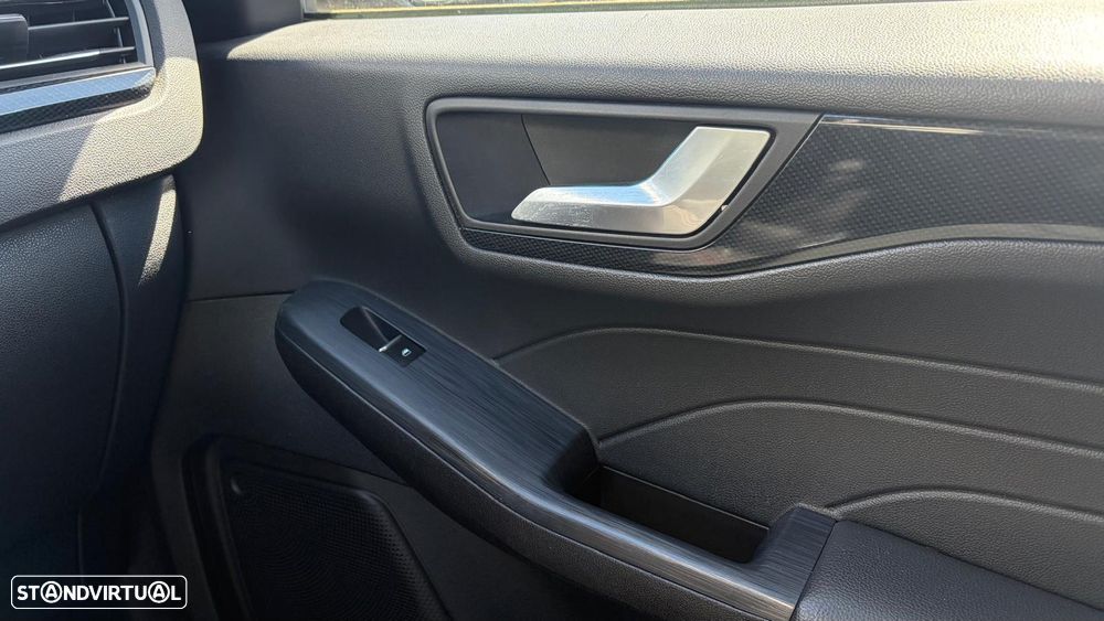 Ford Kuga 1.5 TDCi EcoBlue ST-Line Aut. - 9