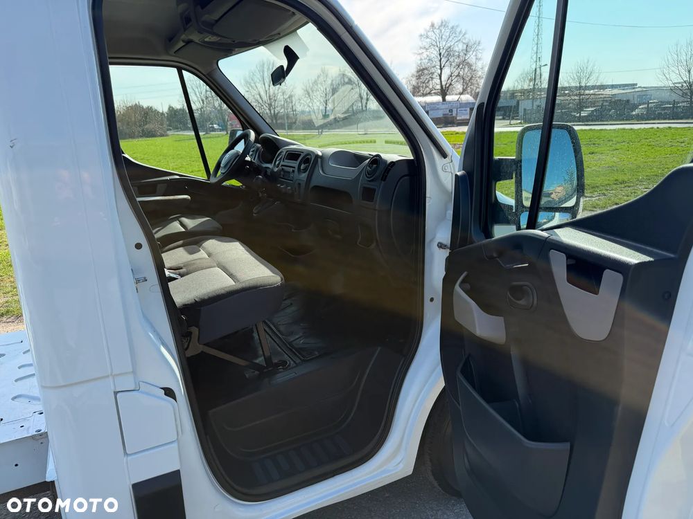 Renault Master * 2.3 / 165KM * Długa rama do zabudowy * Rozstaw osi: 4.3m * - 31