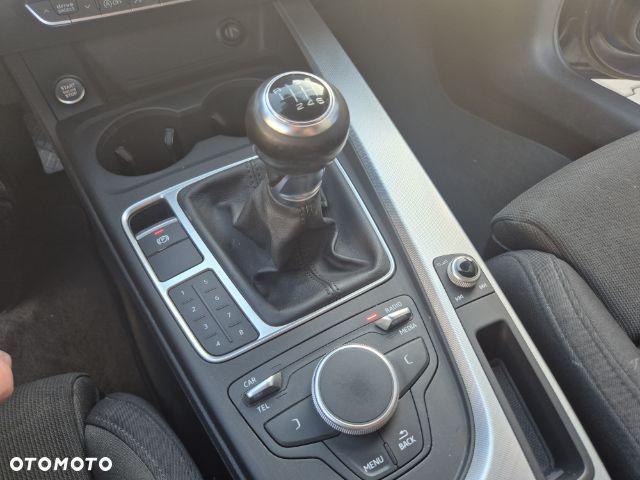 Audi A4 Avant 2.0 TFSI ultra sport - 13