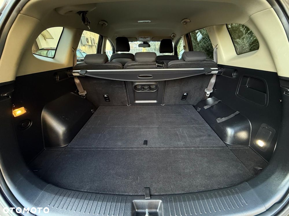 Kia Carens 1.6 GDI M EU6 - 39