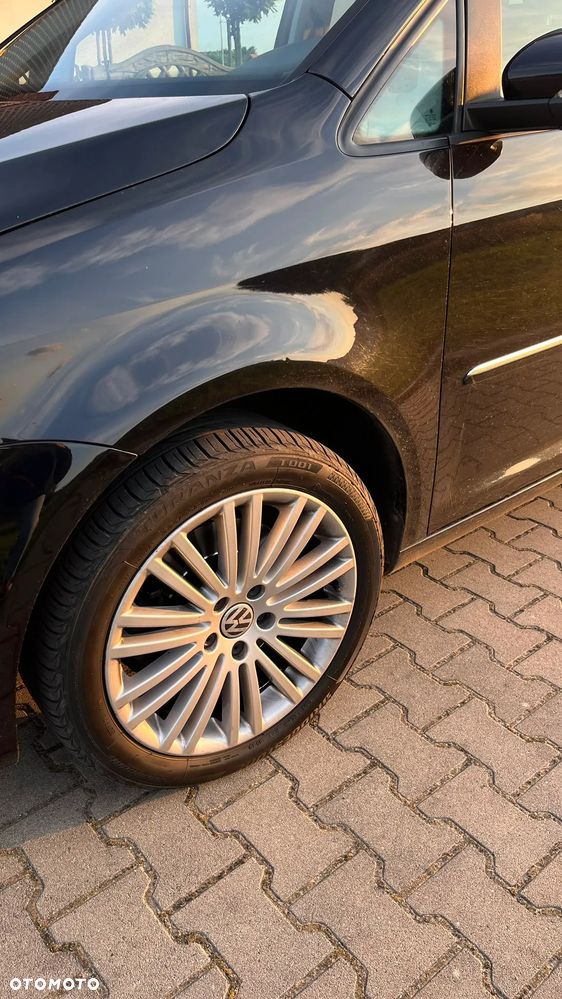 Volkswagen Touran 2.0 TDI DPF Comfortline DSG - 4