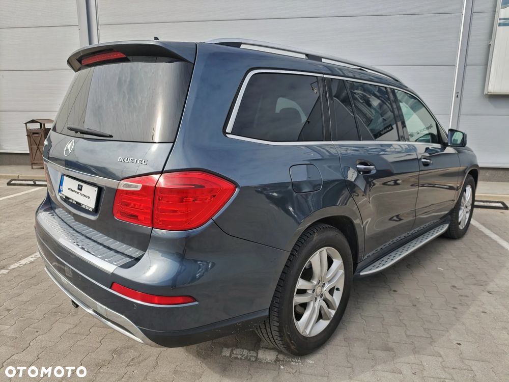 Mercedes-Benz GL 350 BlueTEC 4Matic 7G-TRONIC - 40