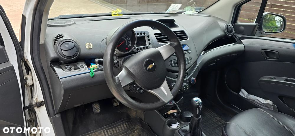 Chevrolet Spark 1.2 LT+ - 10