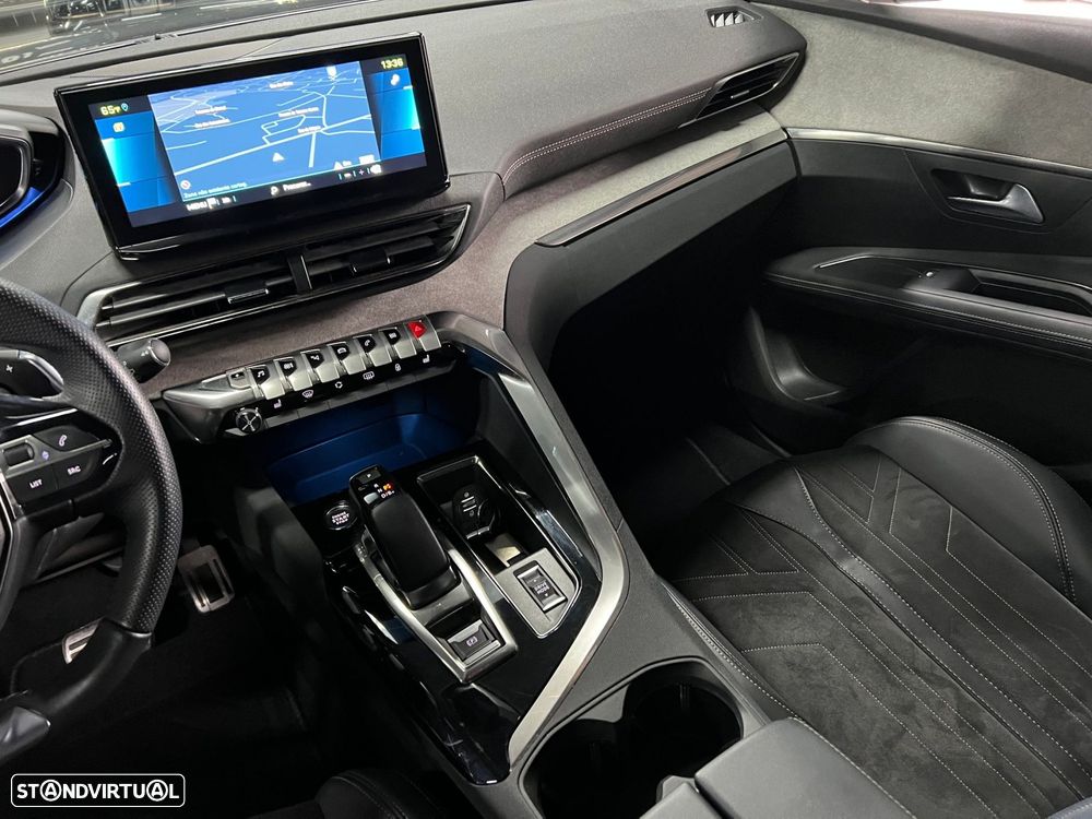 Peugeot 3008 1.6 Hybrid GT Pack e-EAT8 - 21