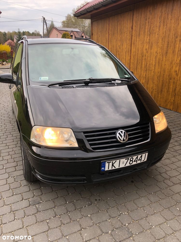 Volkswagen Sharan 1.9 TDI Comfortline - 1