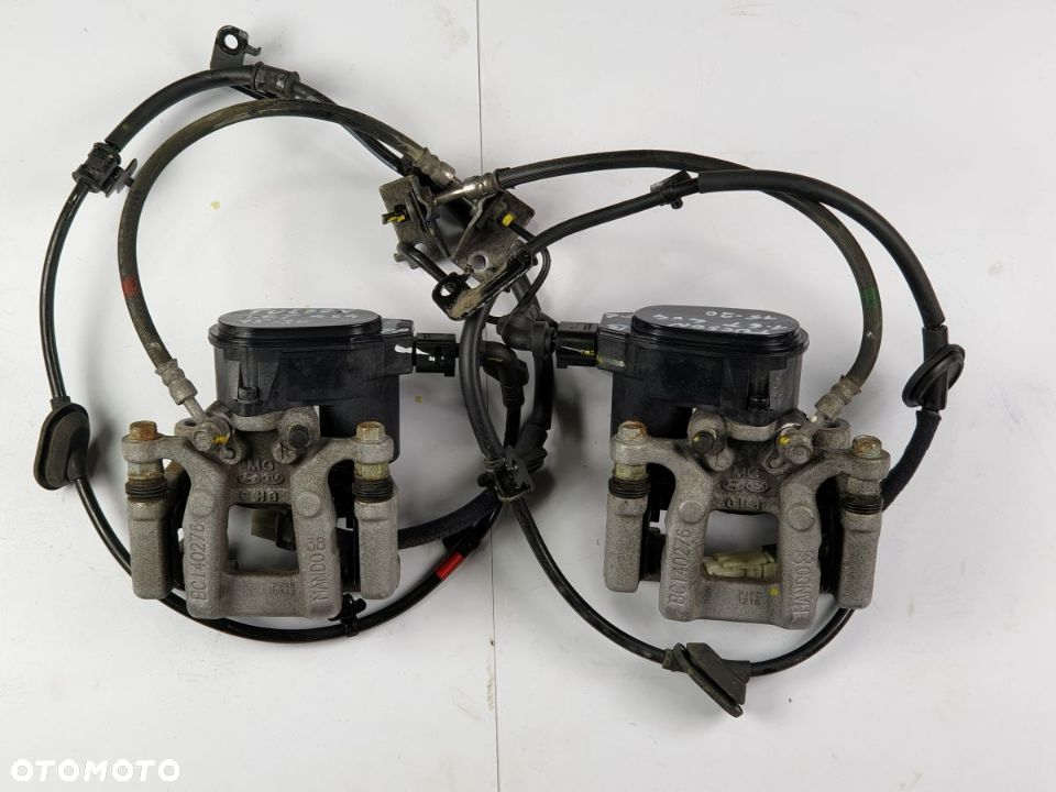 Zacisk Hamulcowy Tył Prawy i Lewy HYUNDAI TUCSON 1.6T 4x4 2015 2020 r - 1