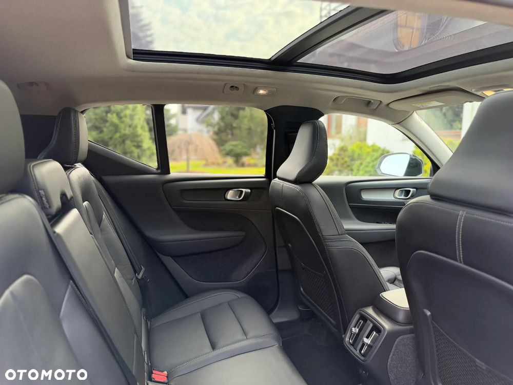 Volvo XC 40 B5 B AWD Geartronic RDesign - 14