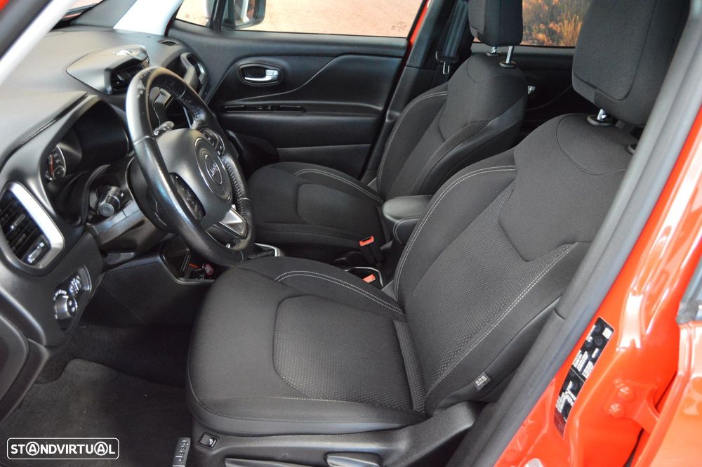 Jeep Renegade 1.0 T Limited - 27