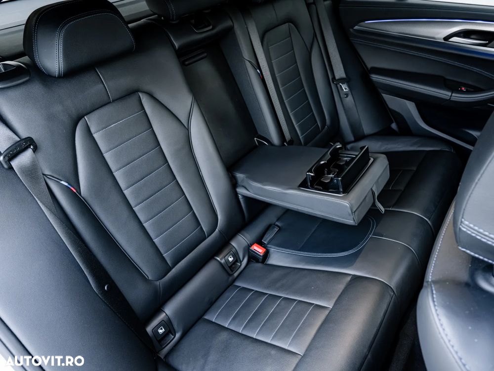 BMW X4 M M40d MHEV - 38