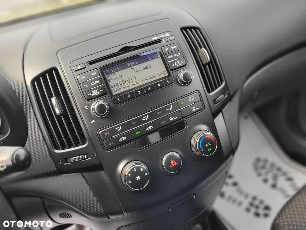 Hyundai i30 1.4 Blue Comfort - 28