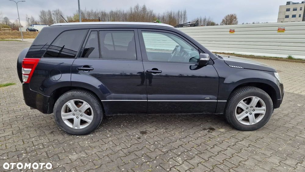 Suzuki Grand Vitara - 18