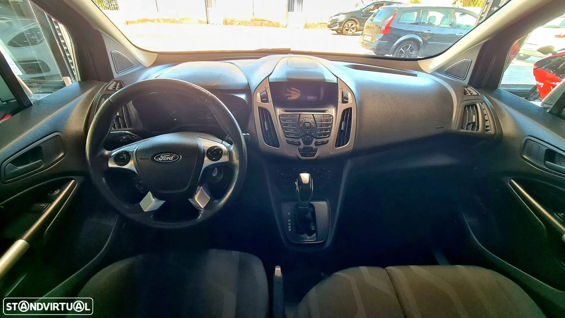 Ford TRANSIT CONNECT - 10