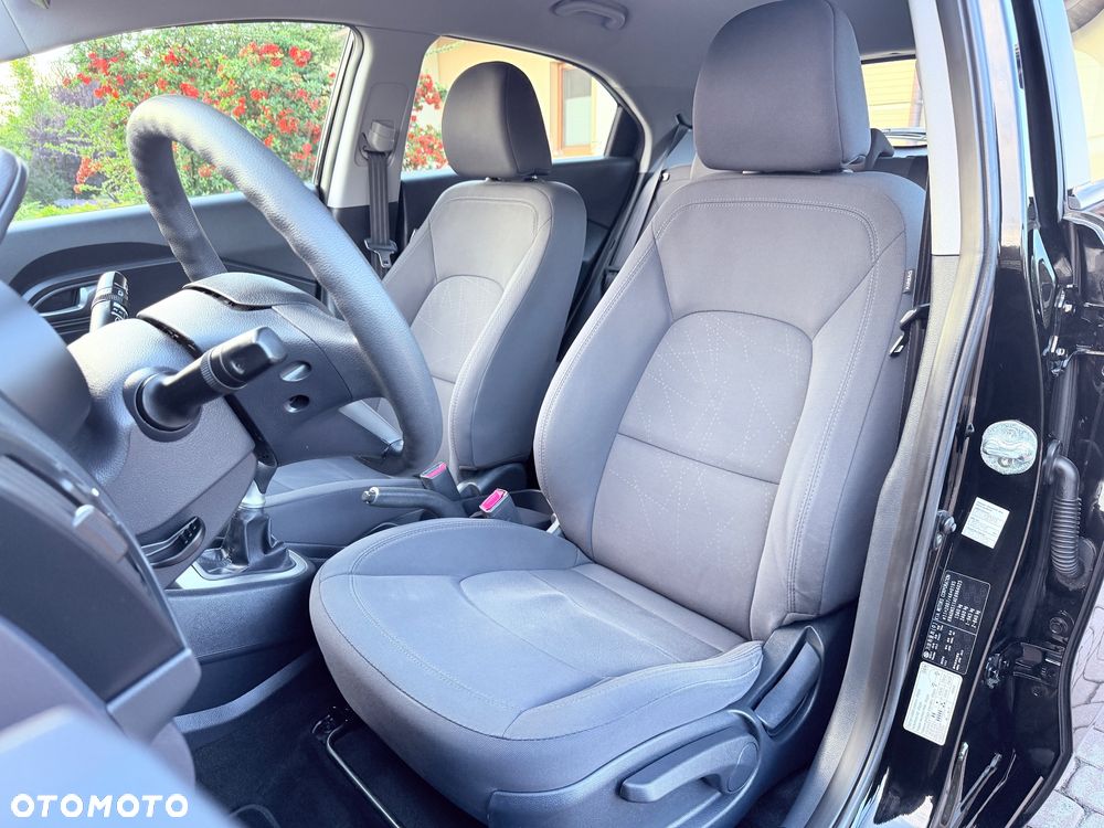 Kia Rio ver-1-25-trend - 23
