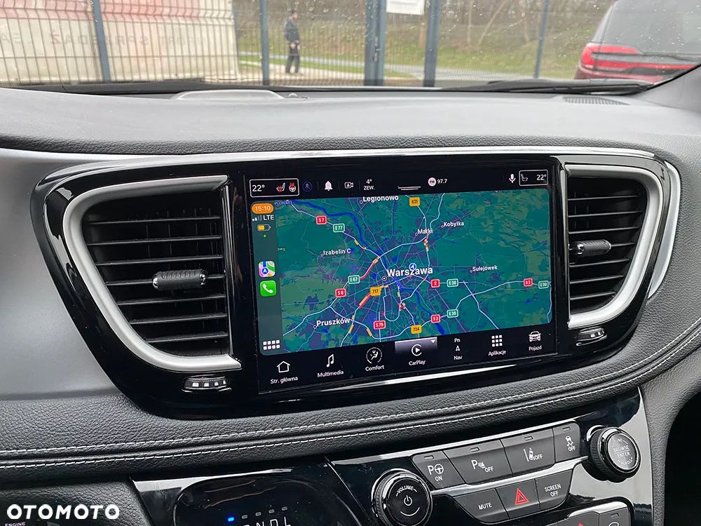 Chrysler Pacifica - 25