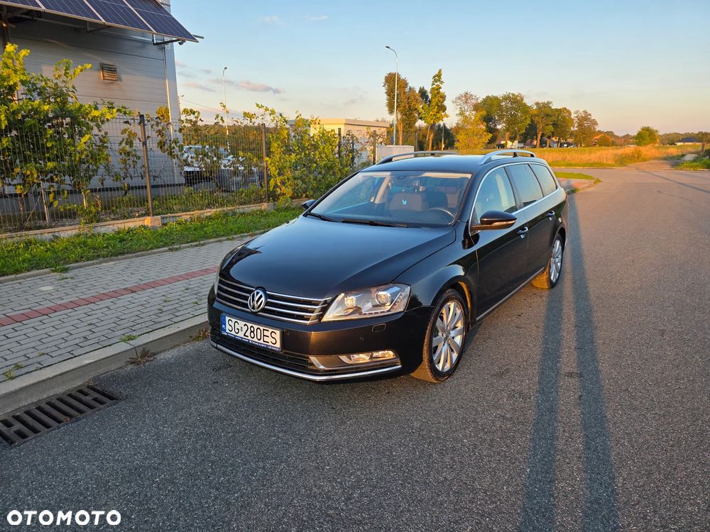 Volkswagen Passat Variant 2.0 TDI DSG BlueMotion Technology Exclusive - 22