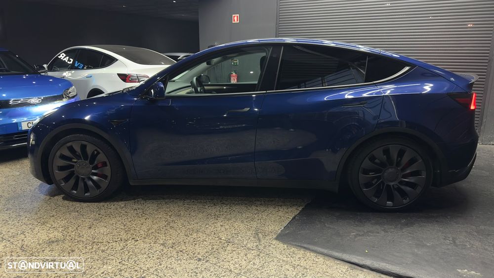 Tesla Model Y Performance Dual Motor AWD - 7