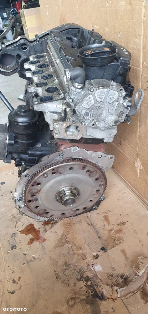 Silnik słupek blok silnika Audi A4 B8 2.0 TDI CJCA - 4