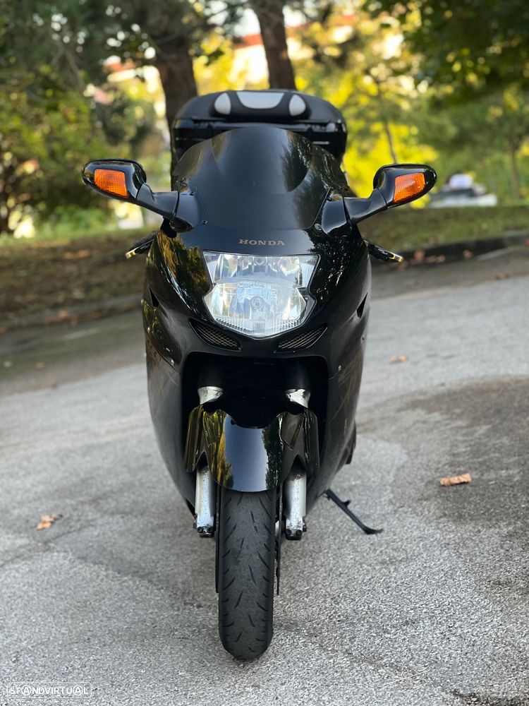 Honda CBR SuperBlackBird - 3