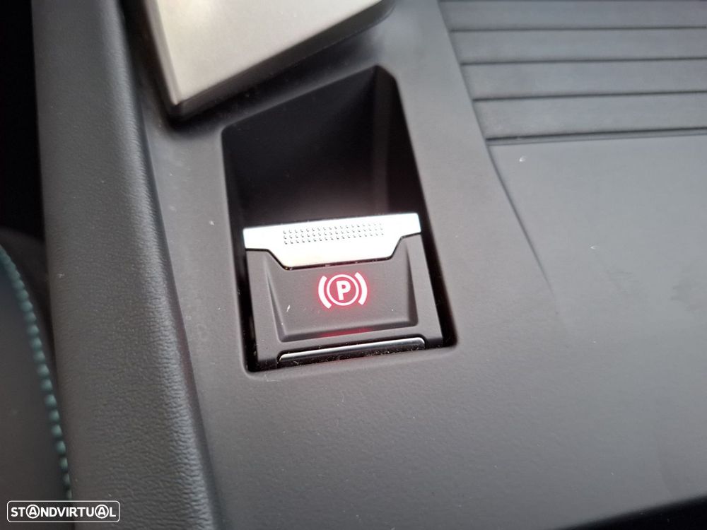 Peugeot 308 1.5 BlueHDi Allure EAT8 - 22