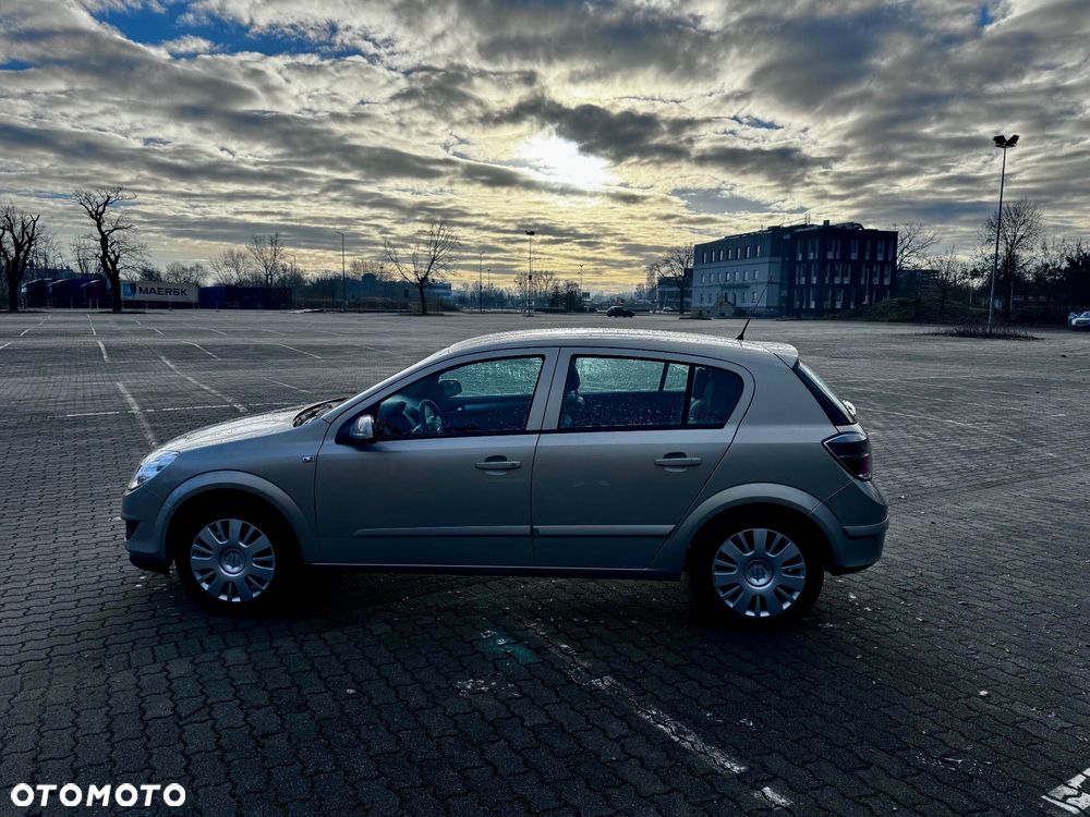 Opel Astra 1.6 Enjoy - 3