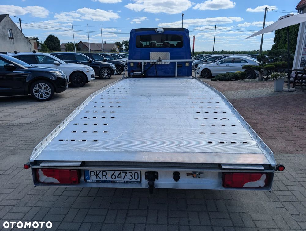MAN TGE 3.180 Volkswagen Crafter 7 osób Autolaweta Dubel kabina - 35