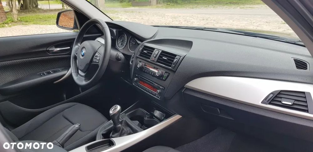 BMW Seria 1 116i - 15