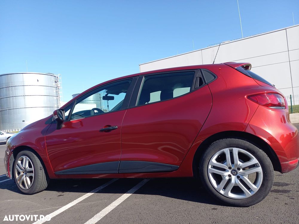 Renault Clio - 2