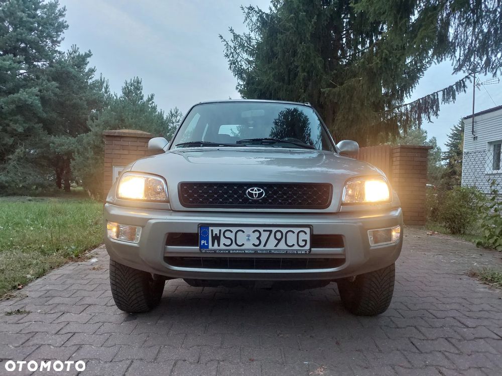 Toyota RAV4 2.0 Special - 20