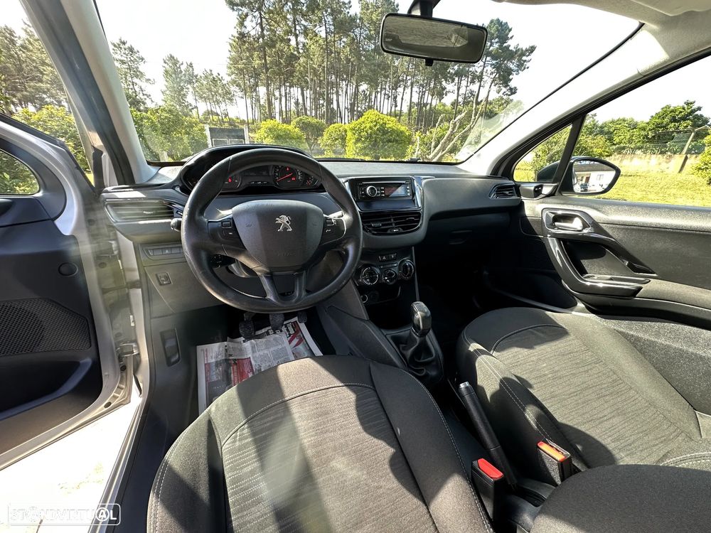 Peugeot 208 HDi 68 Like - 14