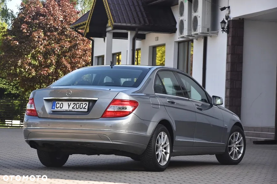 Mercedes-Benz Klasa C 200 T Kompressor Automatik Avantgarde - 9