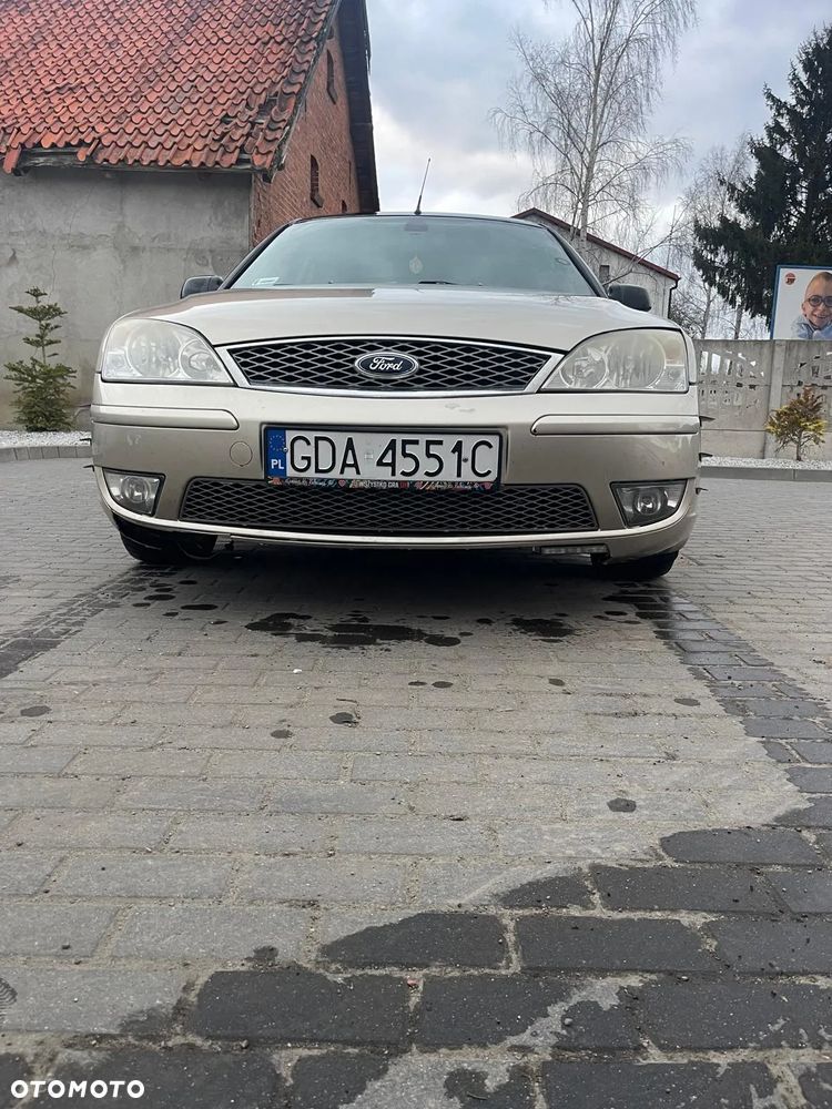 Ford Mondeo - 10