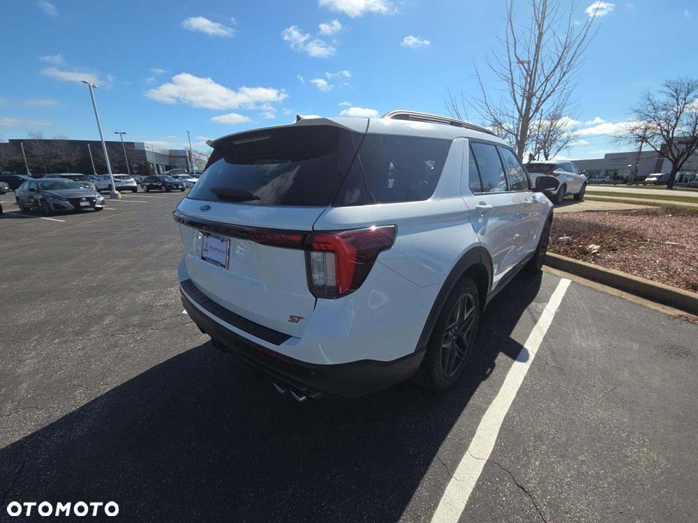Ford Explorer EcoBoost Plug-in Hybrid ST-LINE - 3