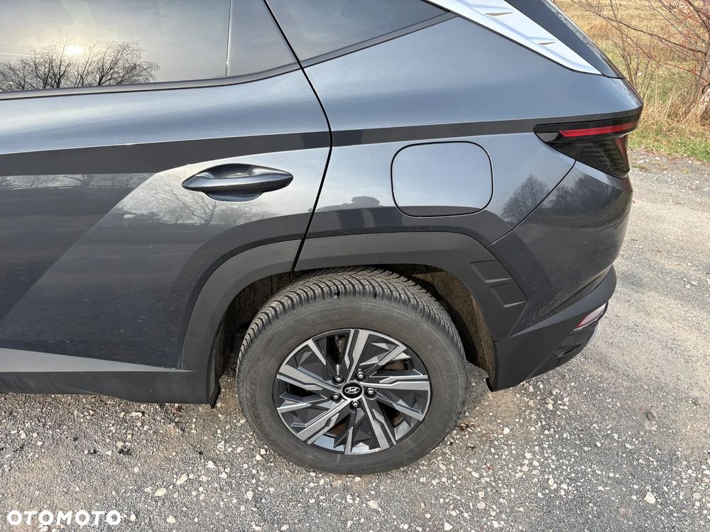 Hyundai Tucson 1.6 T-GDi HEV Smart 2WD - 11