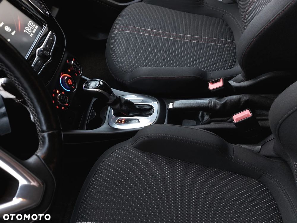 Opel Corsa 1.4 16V Automatik Color Edition - 14