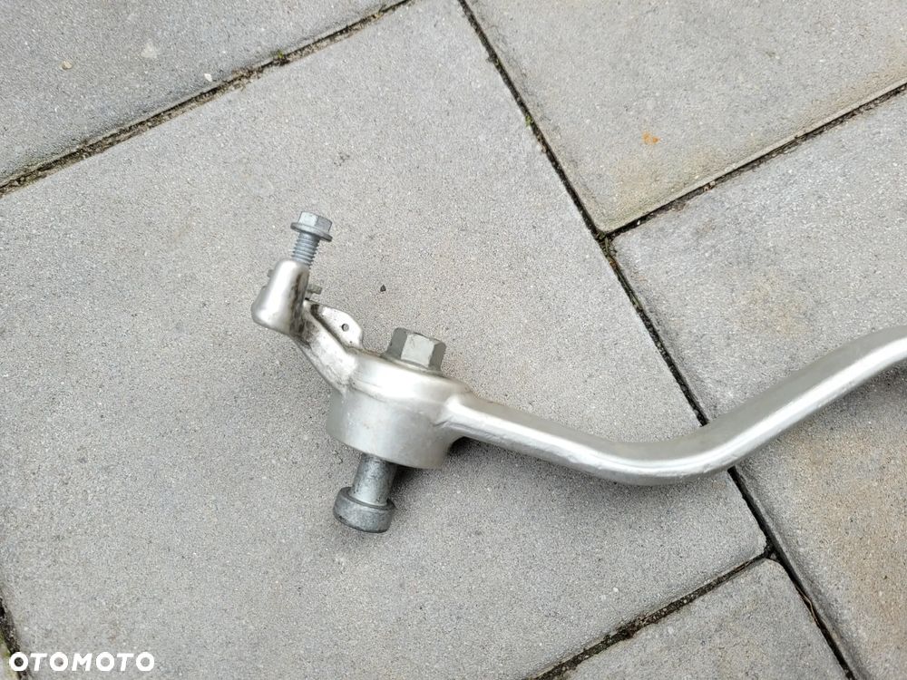 Dźwignia hamulca tył KTM 690 Duke - 8