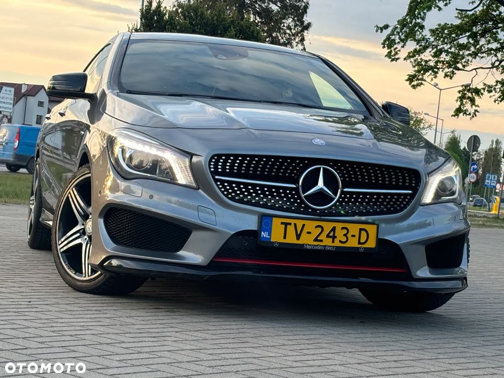 Mercedes-Benz CLA 250 7G-DCT AMG Line - 2