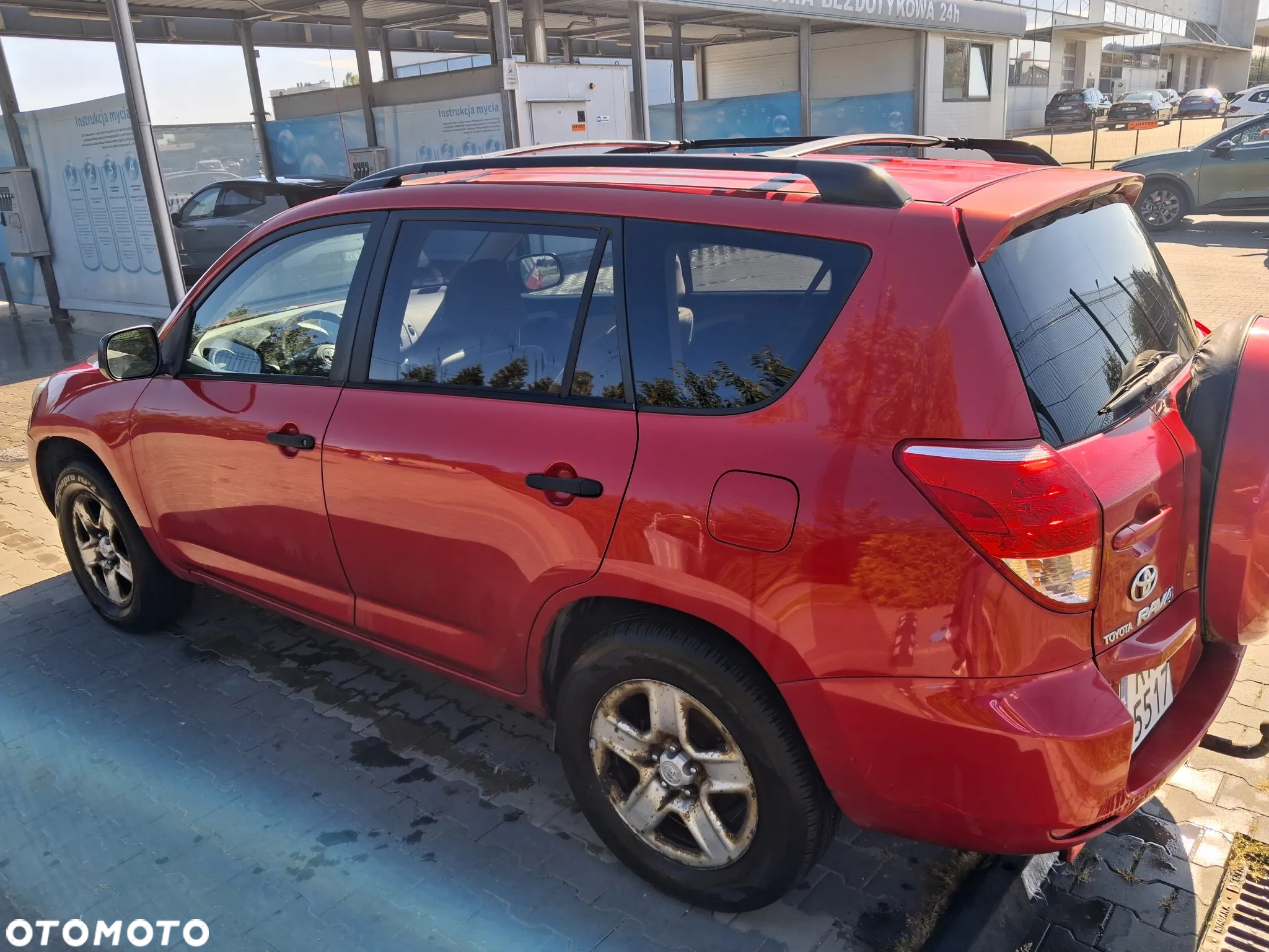 Toyota RAV4 - 16