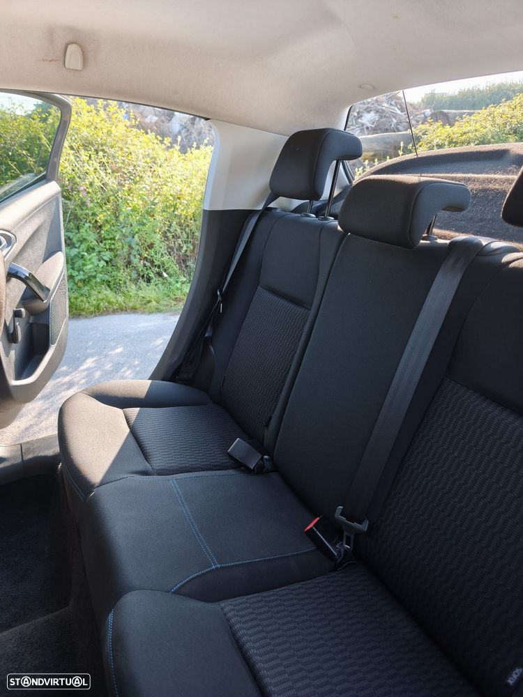 Peugeot 208 1.2 PureTech Style - 18