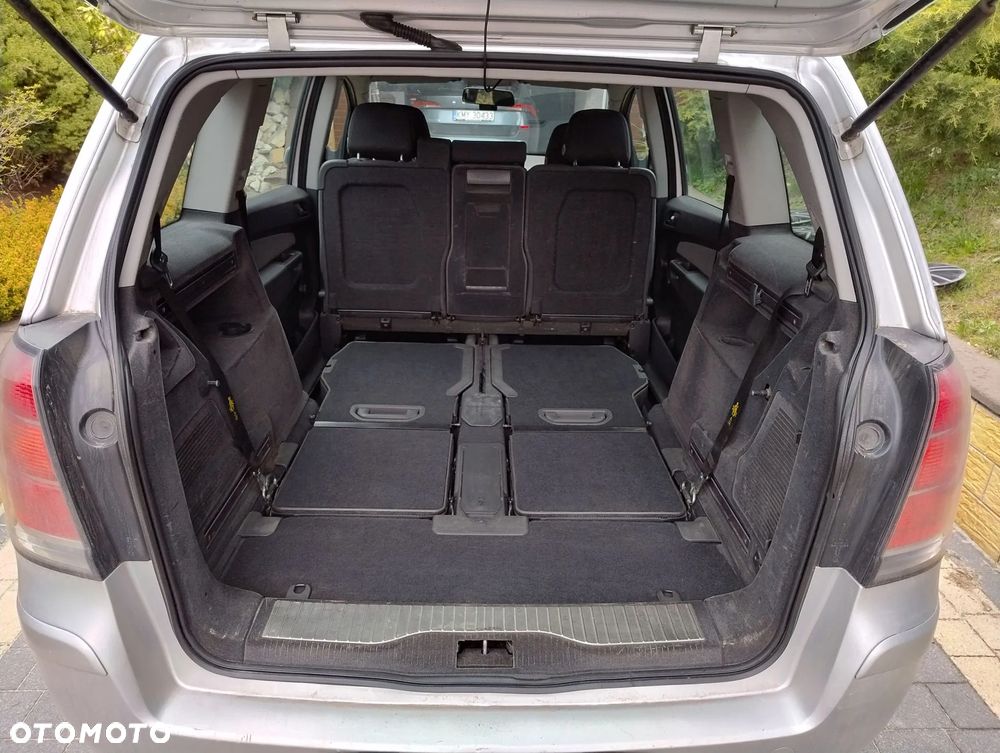 Opel Zafira ver-1-9-cdti-elegance - 9