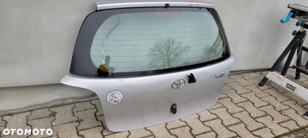 300ZŁ klapa Bagaznika Yaris I francuz Kod koloru 1E7 - 4