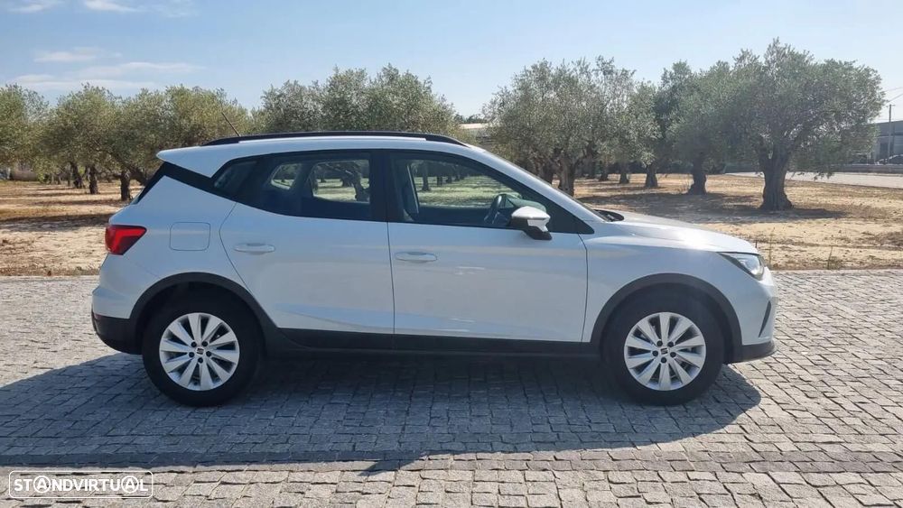 SEAT Arona 1.0 TSI Style DSG - 4