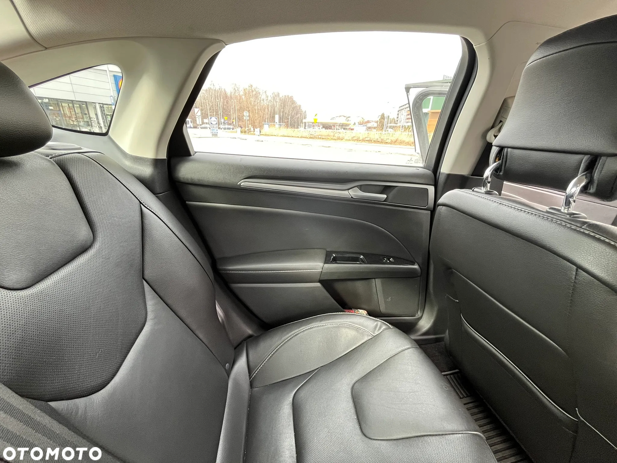 Ford Fusion 2.0 EcoBoost Titanium - 14
