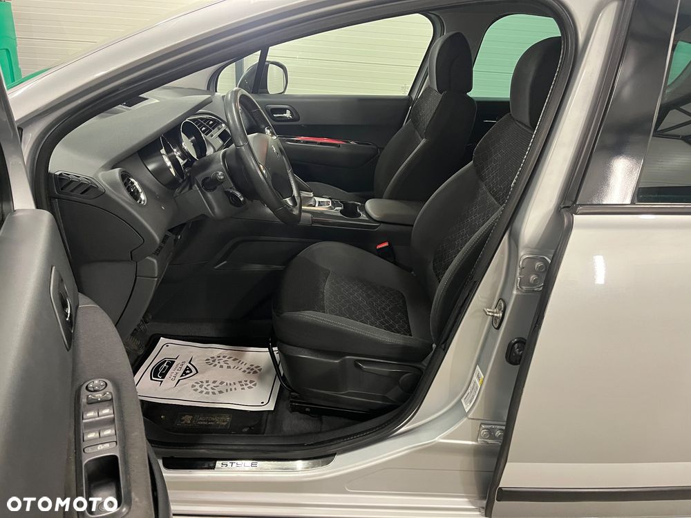 Peugeot 3008 HDi FAP 115 Style - 13