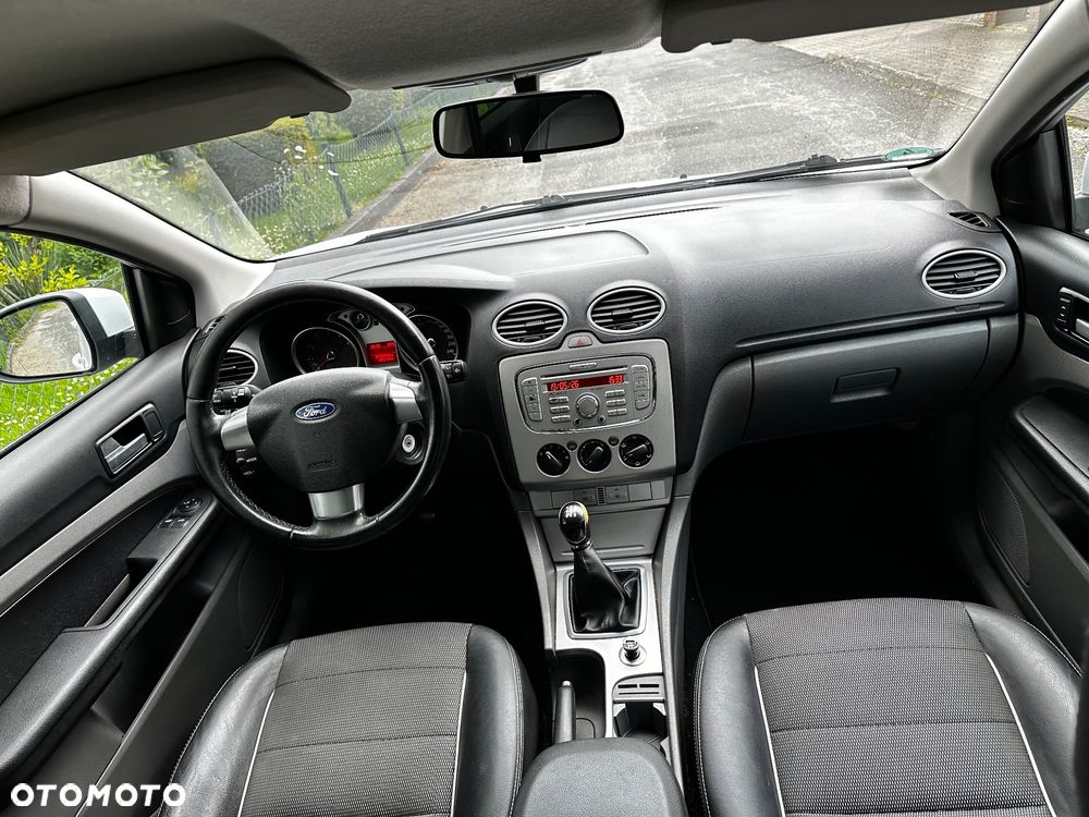 Ford Focus 1.8 FF Trend - 8
