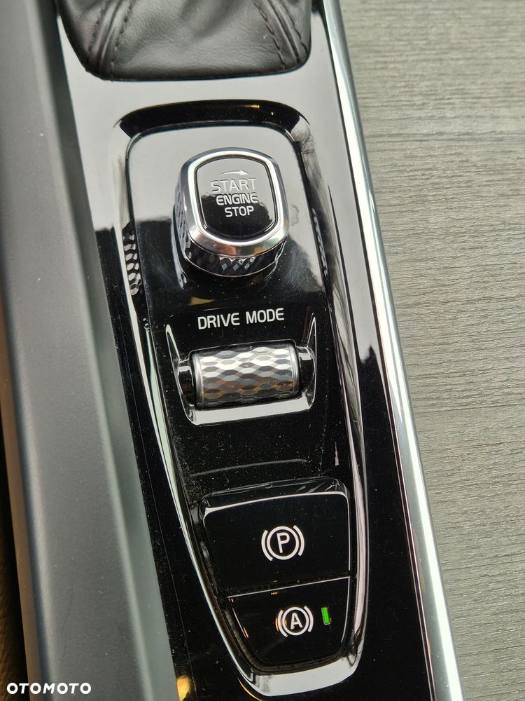 Volvo V60 D4 SCR Inscription - 18