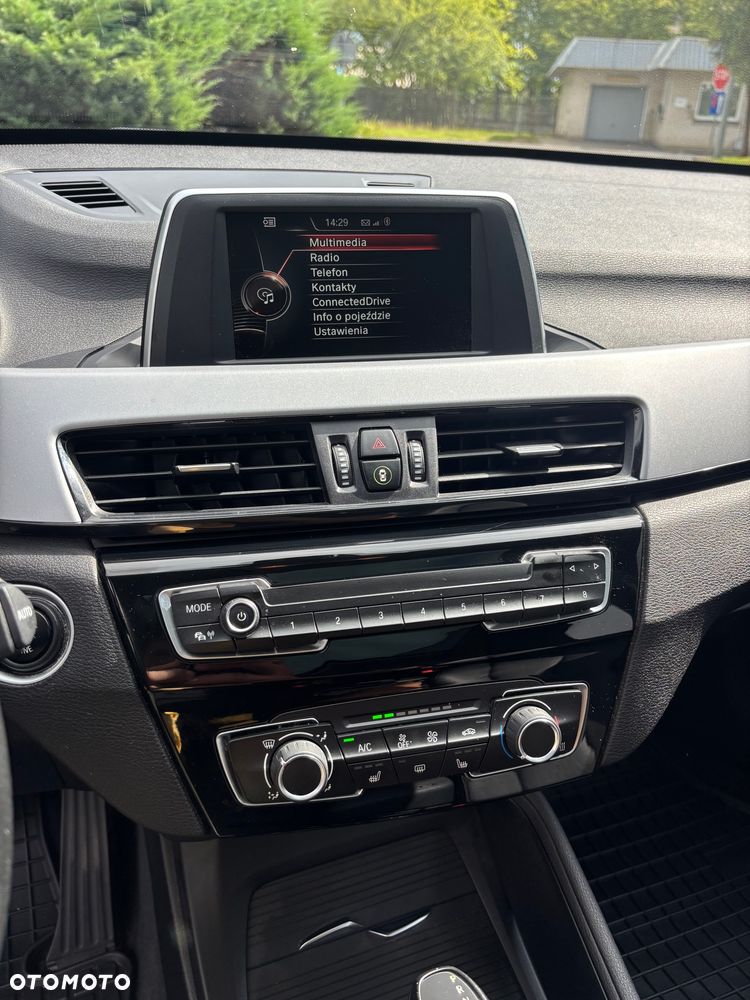 BMW X1 xDrive20i - 15