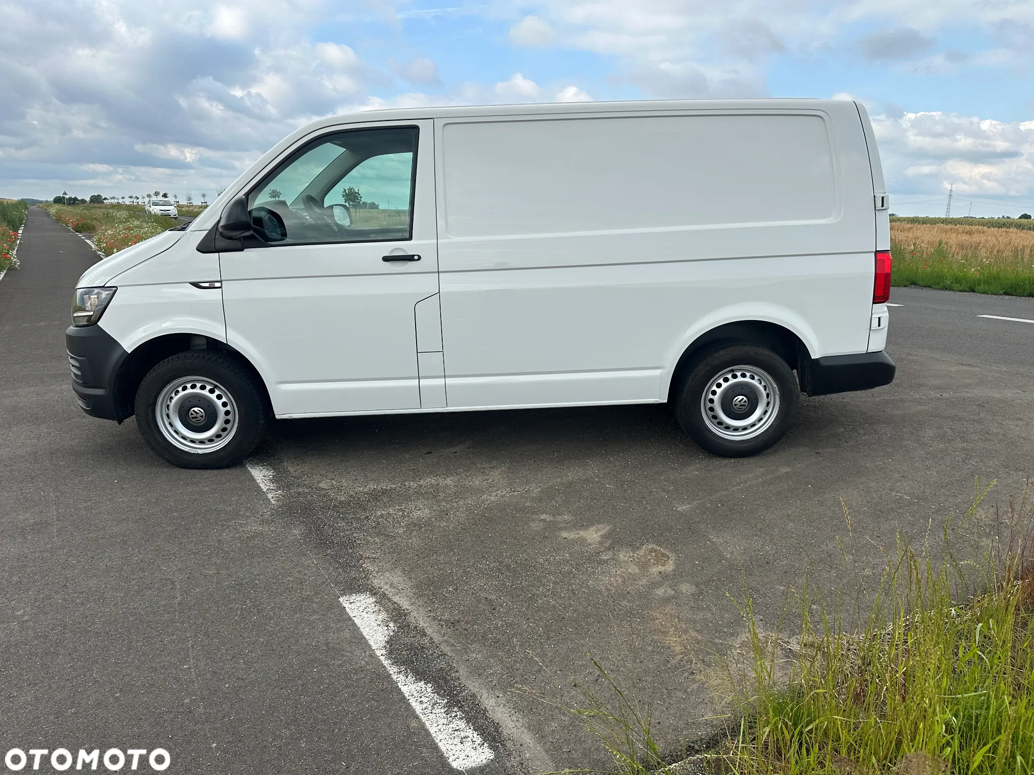 Volkswagen Transporter - 8
