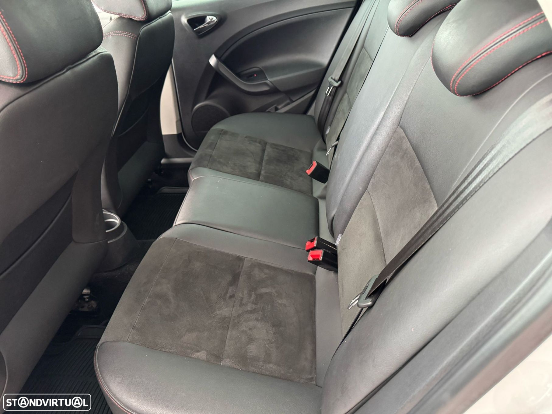 SEAT Ibiza ST 1.2 TSI FR - 23